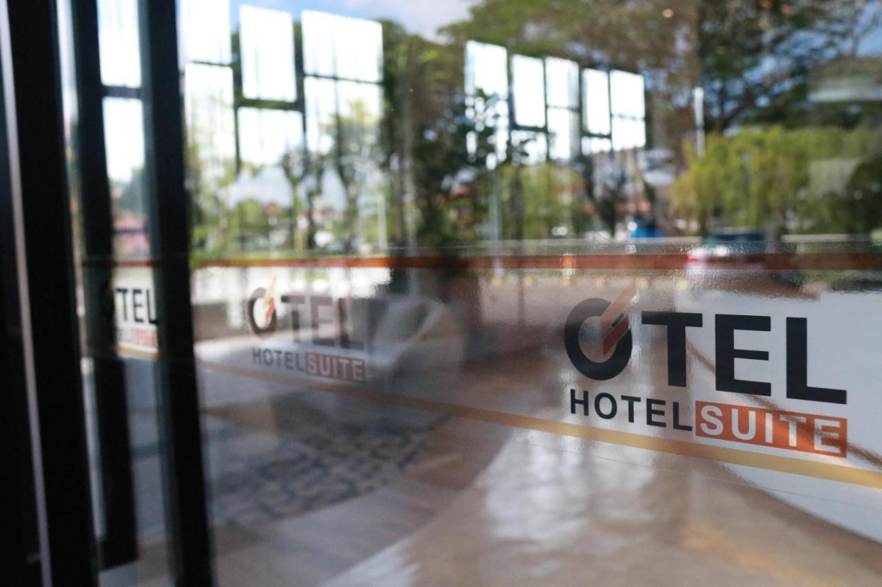 Otel Hotel Suite Sibu Kültér fotó